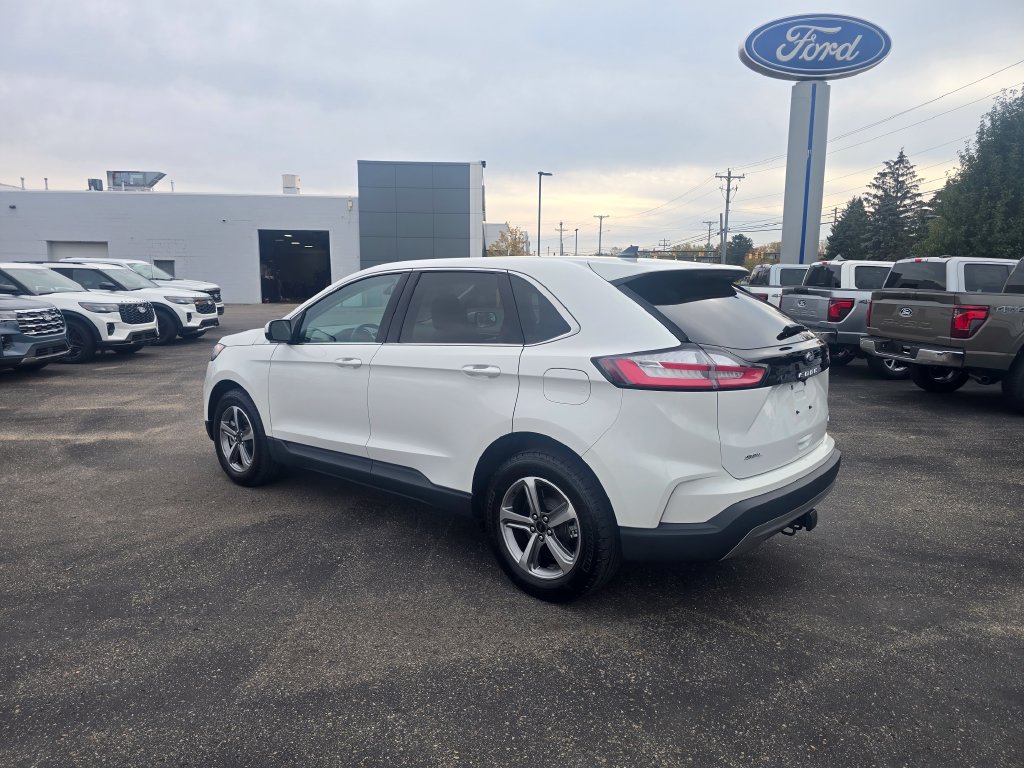 Used 2024 Ford Edge SEL SUV