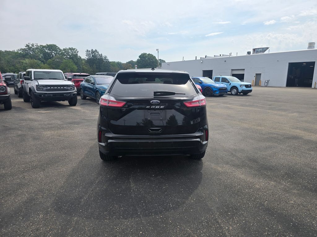 Certified 2023 Ford Edge ST Line SUV