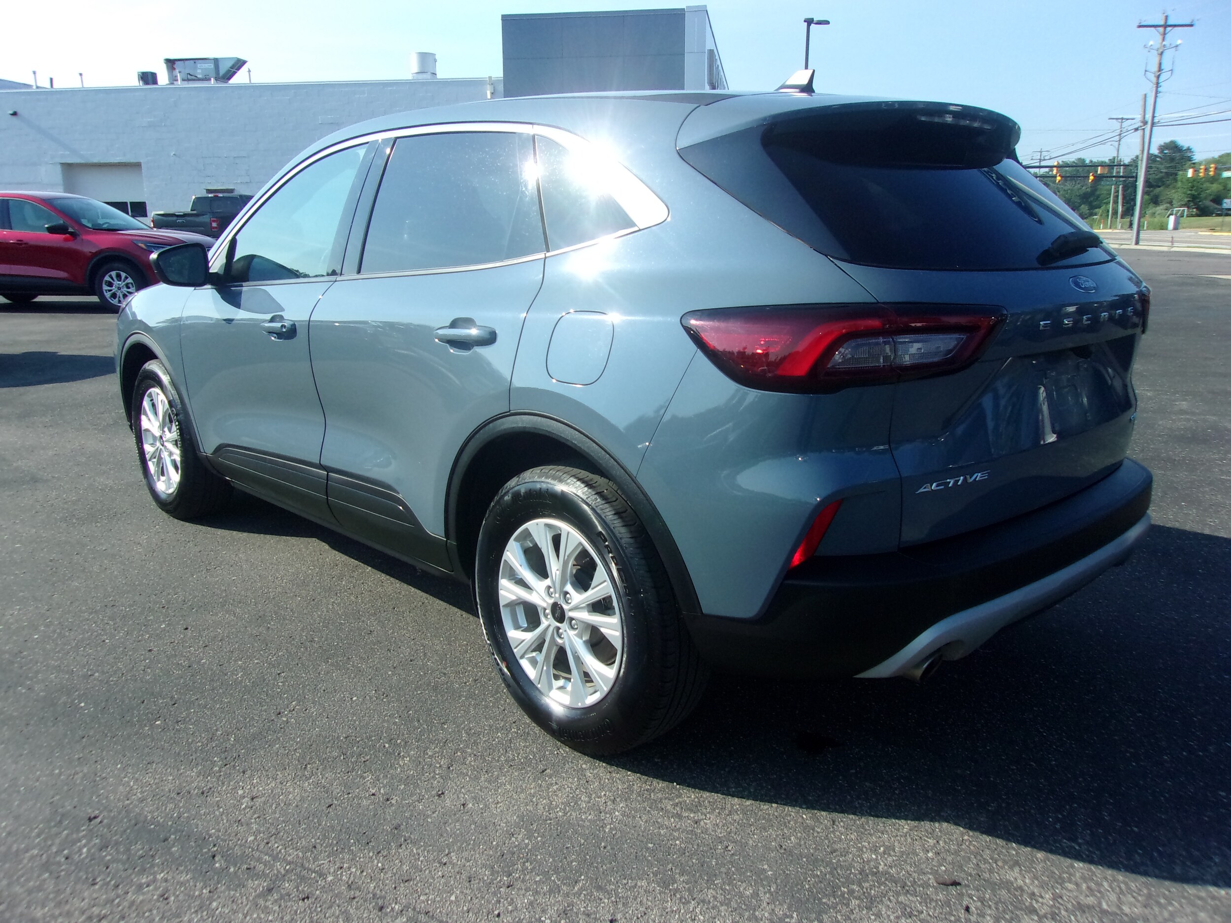 2023 Ford Escape Active photo 2