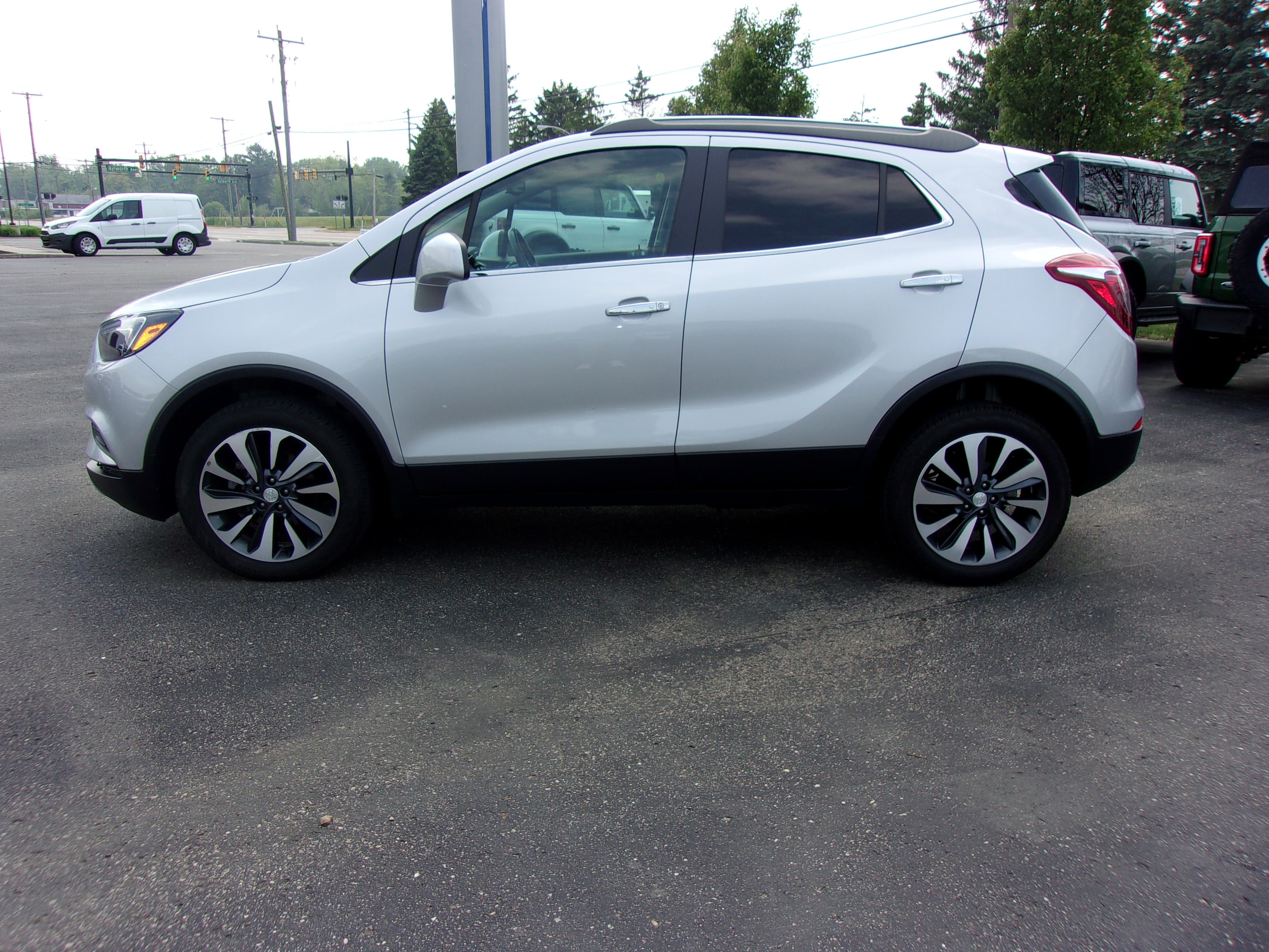 Certified 2021 Buick Encore Preferred with VIN KL4CJESB1MB351543 for sale in South Haven, MI