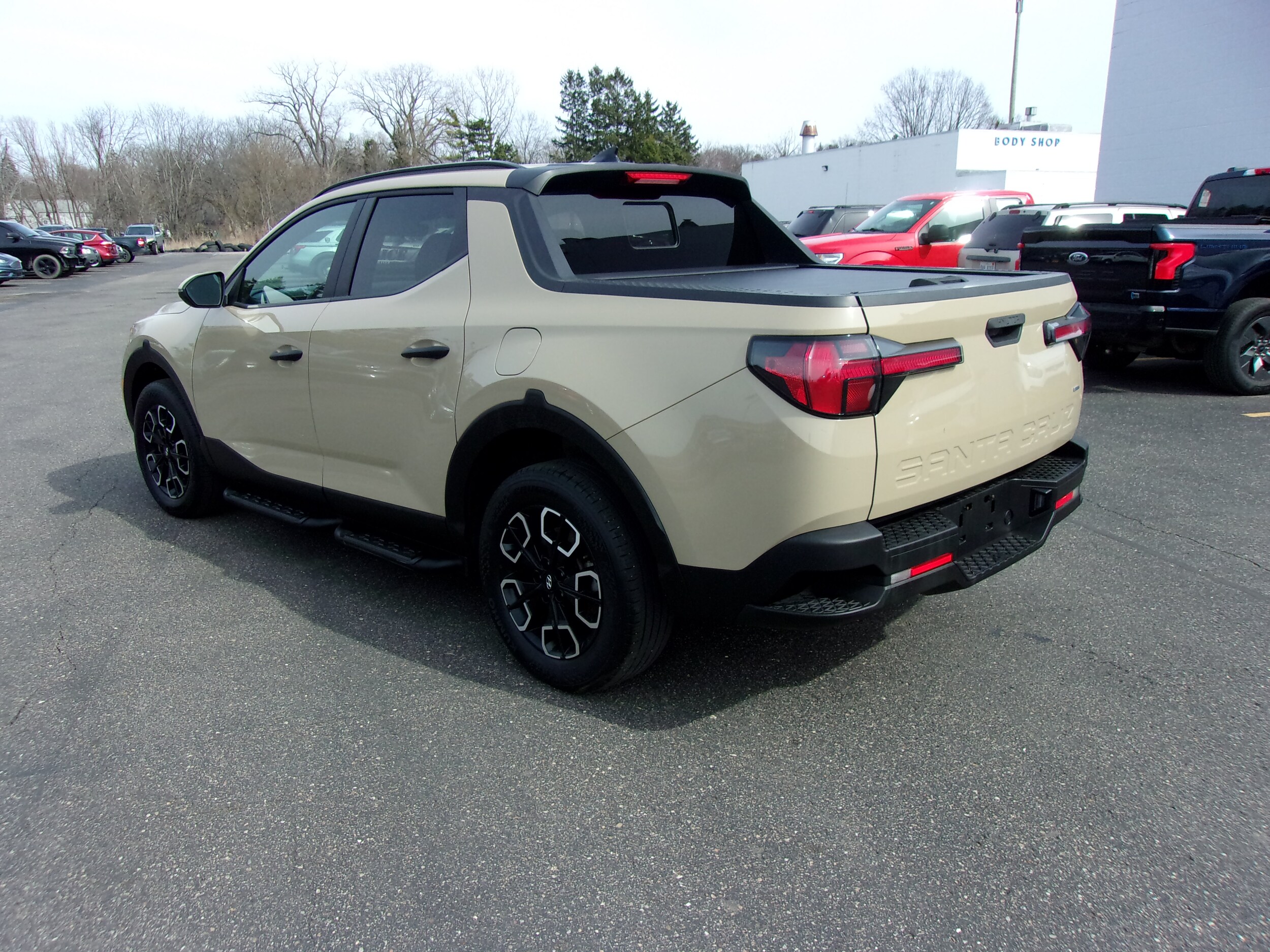 2023 Hyundai Santa Cruz SEL photo 3