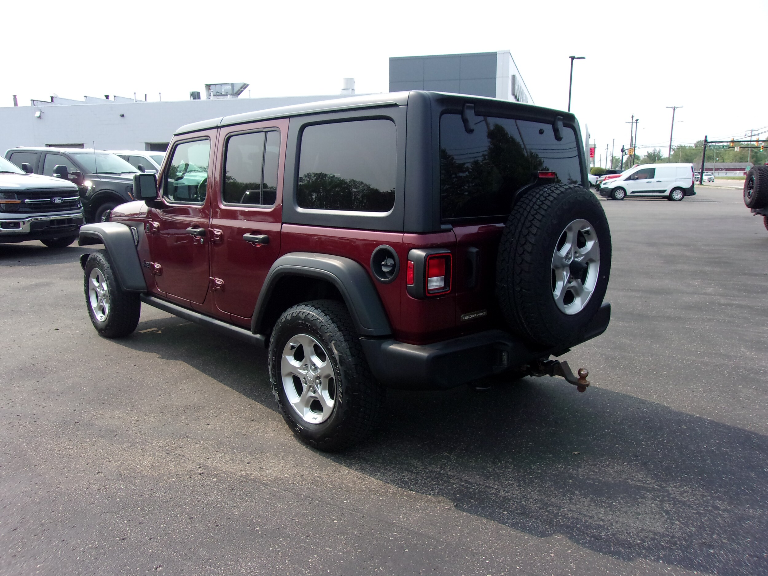 2021 Jeep Wrangler Unlimited Sport photo 3