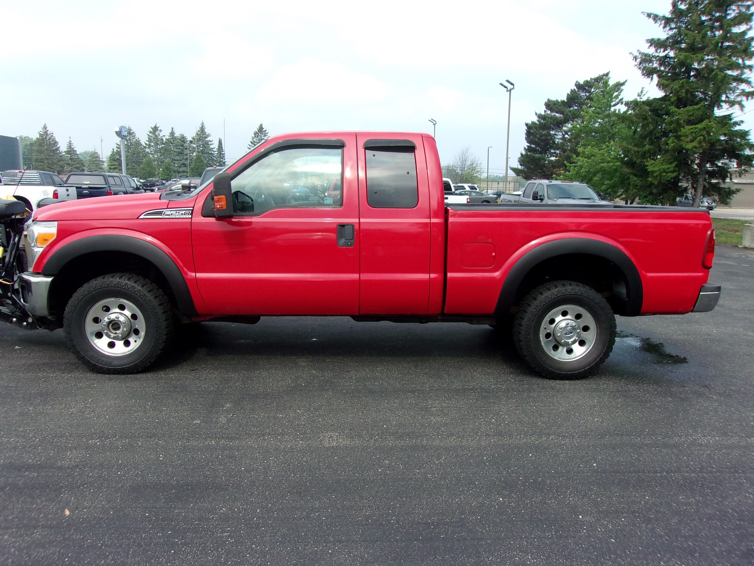 Used 2012 Ford F-250 Super Duty XLT with VIN 1FT7X2B66CEC05482 for sale in South Haven, MI