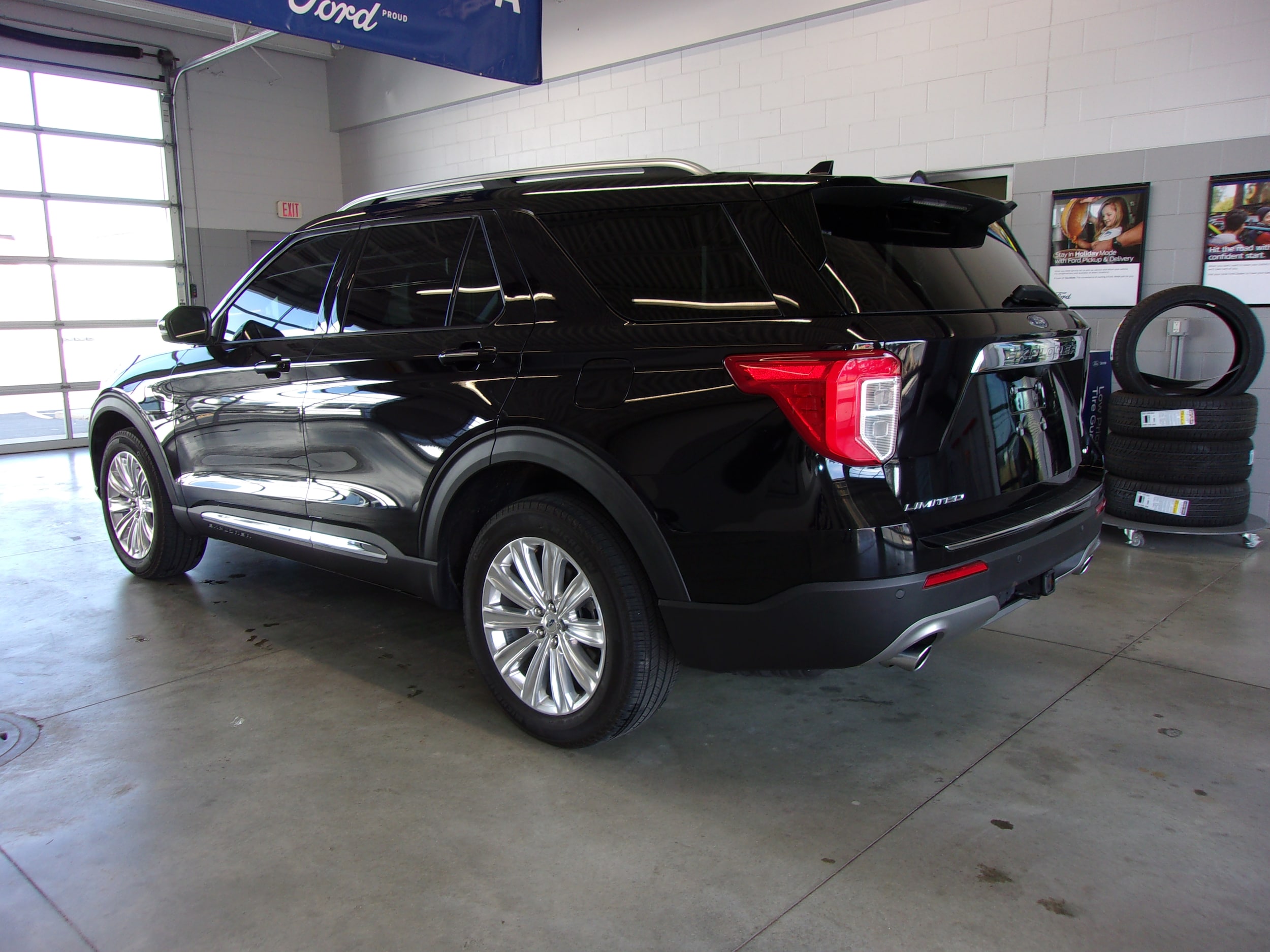 Used 2020 Ford Explorer Limited with VIN 1FM5K8FW2LGC12271 for sale in South Haven, MI