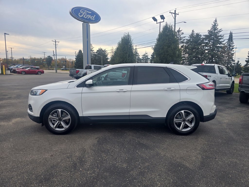 Used 2024 Ford Edge SEL SUV