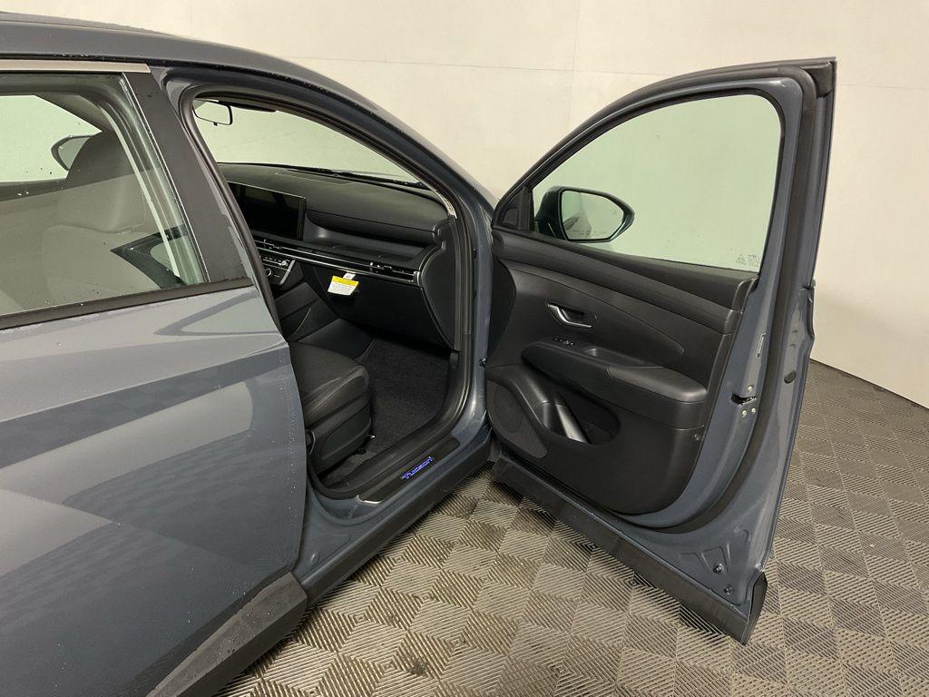 2026 Hyundai Tucson SE - Photo 36
