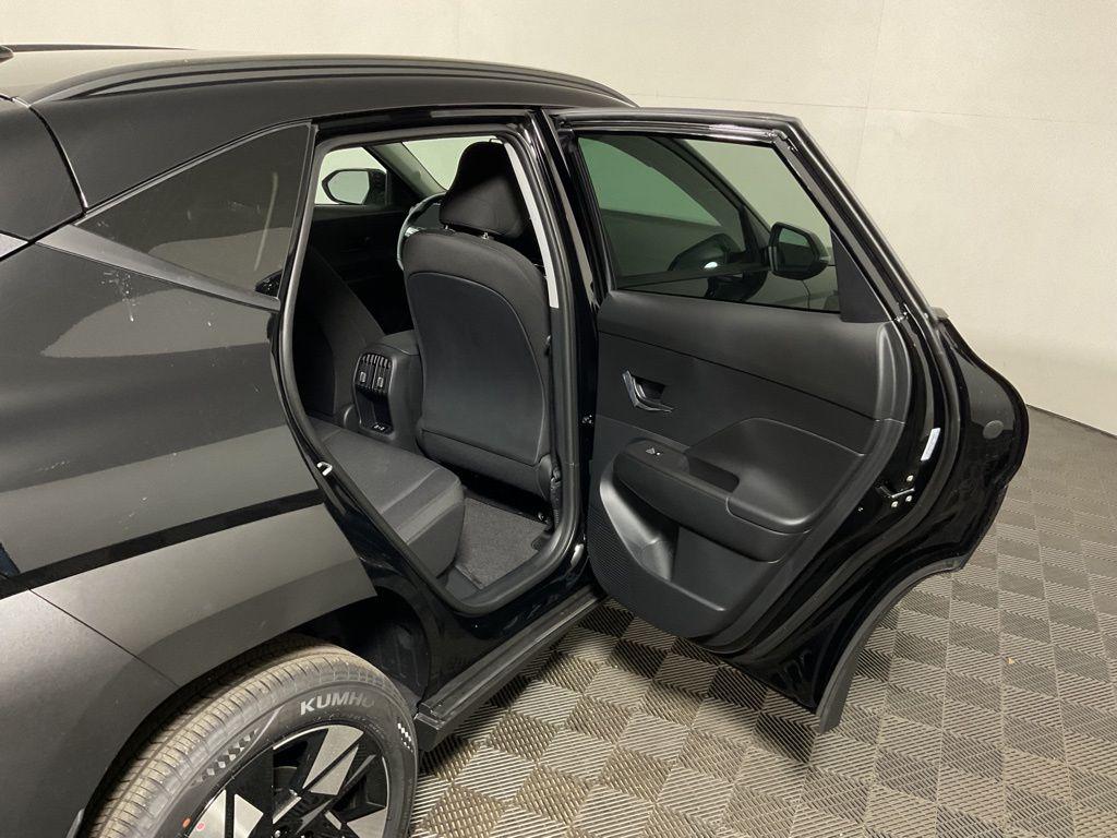 2025 Hyundai Kona SEL - Photo 33