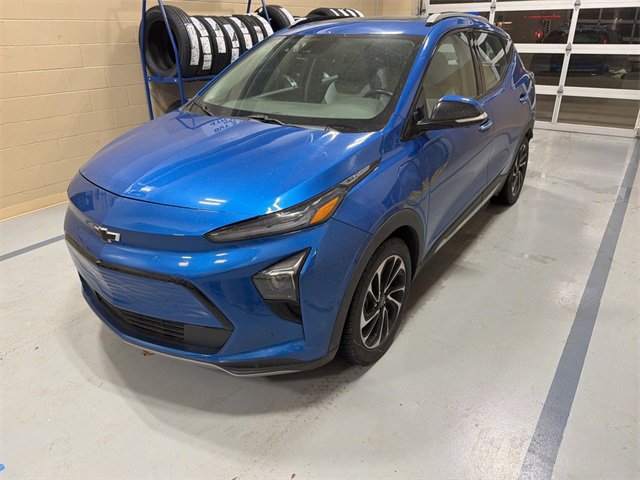 2023 Chevrolet Bolt EUV Premier photo 2