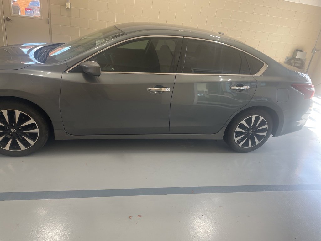 2018 Nissan Altima 2.5 SV photo 4