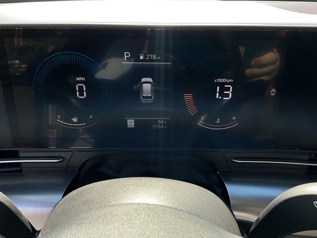 2025 Hyundai Kona SEL - Photo 25