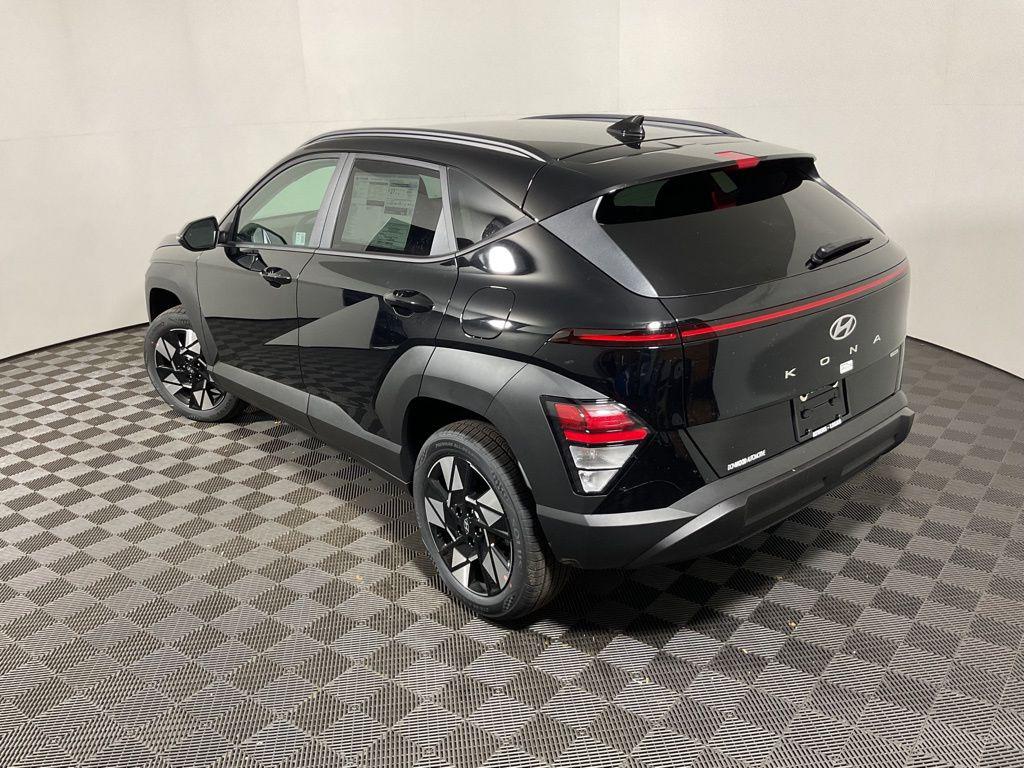 2025 Hyundai Kona SEL - Photo 12