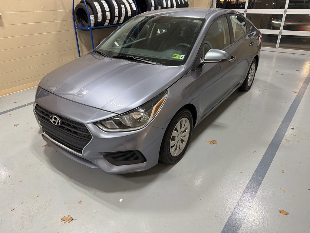 2020 Hyundai Accent SE photo 3