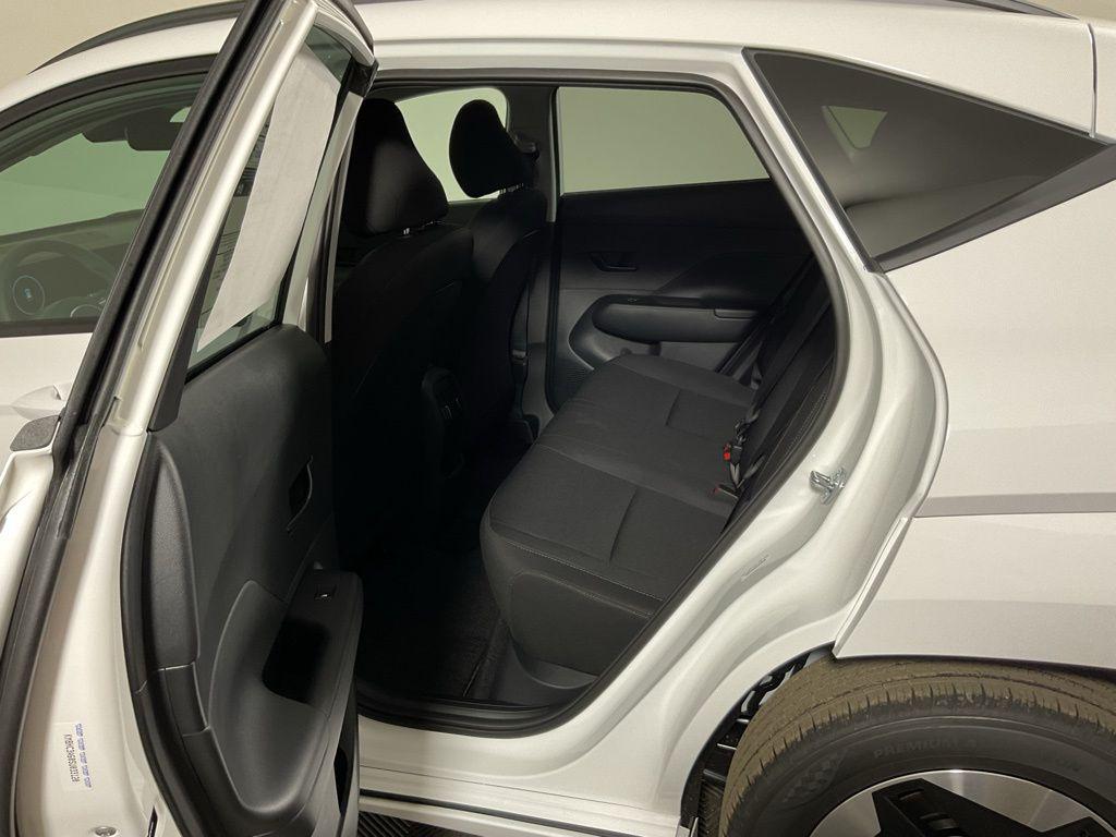 2025 Hyundai Kona EV SEL - Photo 33
