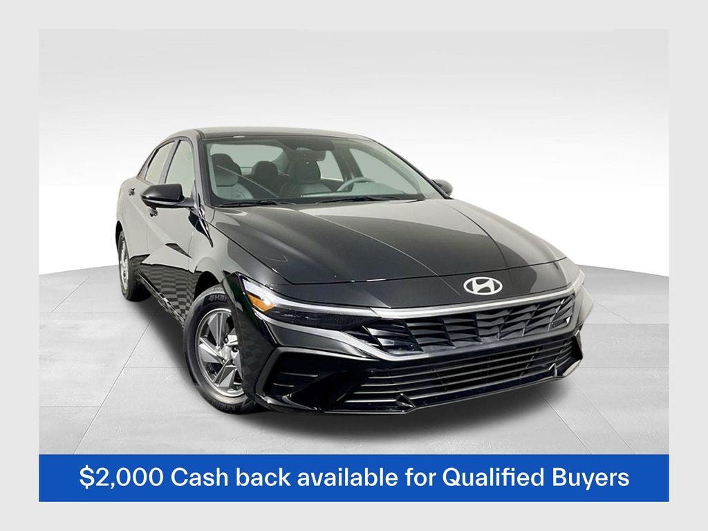 New 2026 Hyundai Elantra SE Sedan