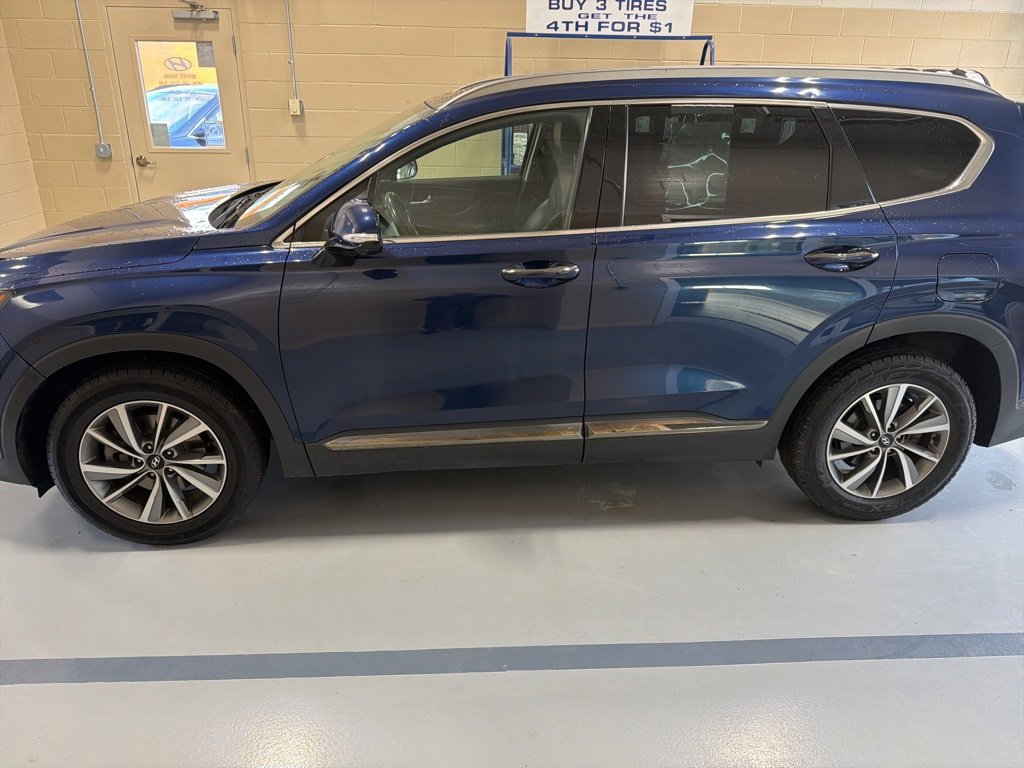 2020 Hyundai Santa Fe Limited photo 3