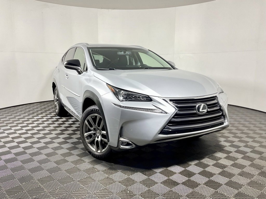 2016 Lexus NX 200t's photo