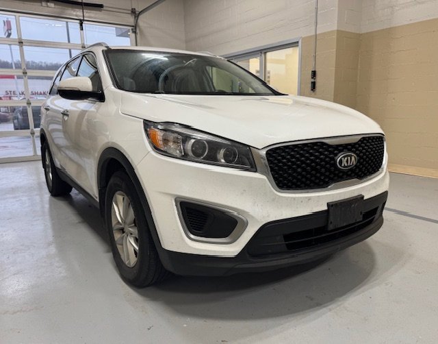 2016 Kia Sorento LX's photo