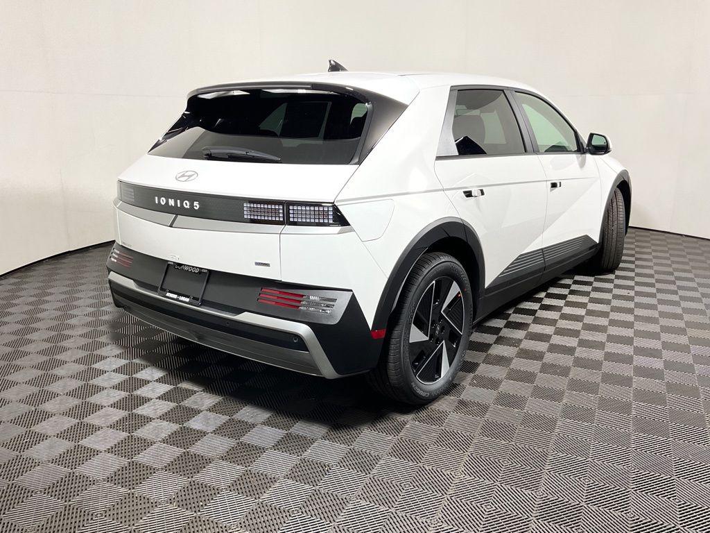2025 Hyundai IONIQ 5 SE - Photo 17