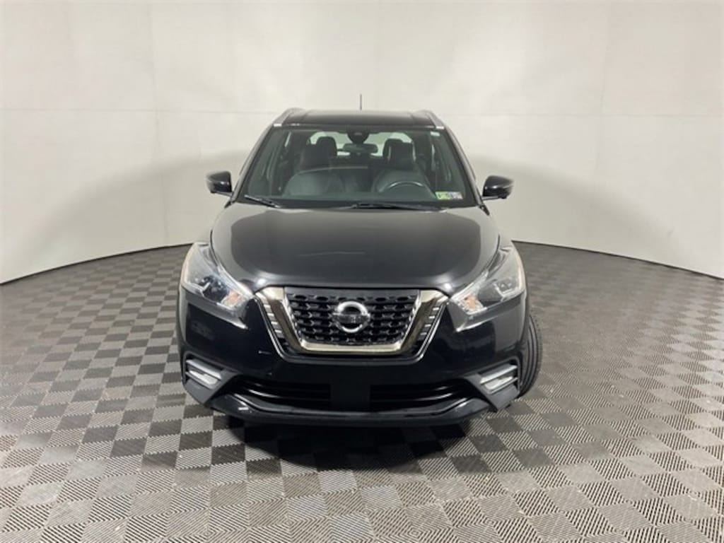 Used 2020 Nissan Kicks SR SR FWD
