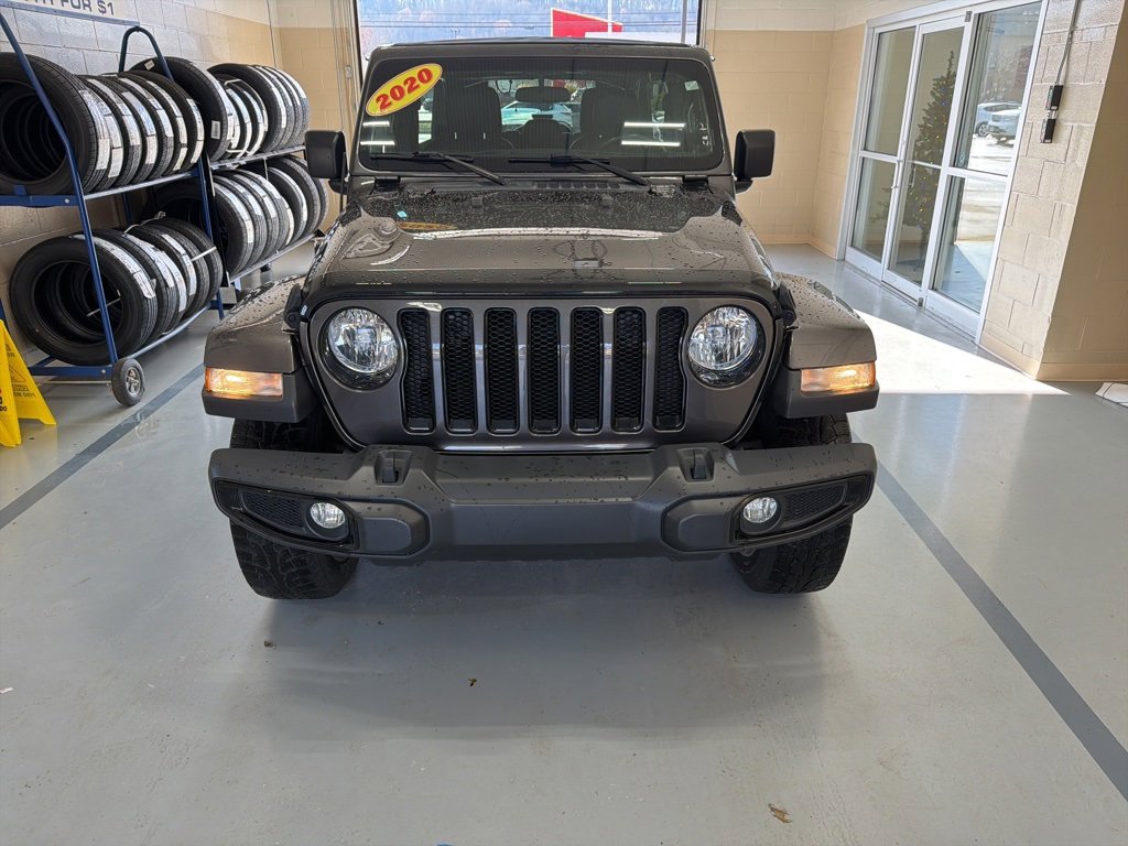 2020 Jeep Wrangler Unlimited Sahara Altitude photo 2