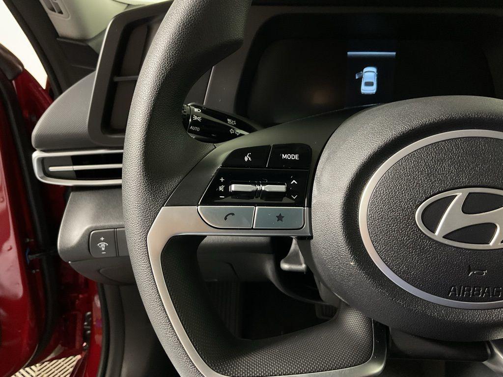 2025 Hyundai Elantra SE - Photo 27