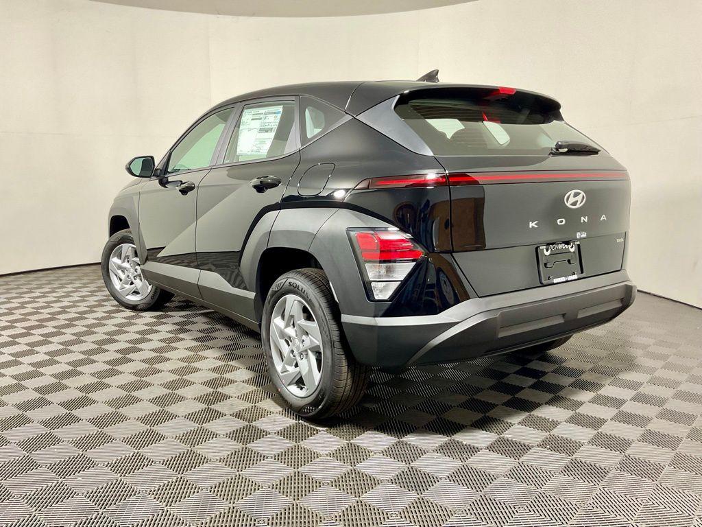 2026 Hyundai Kona SE - Photo 11