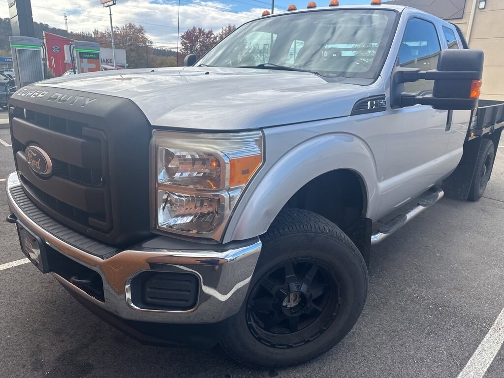 Used 2011 Ford Super Duty F-350 SRW XL
