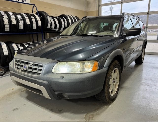 Used 2006 Volvo XC70 2.5T with VIN YV4SZ592161225818 for sale in Athens, OH