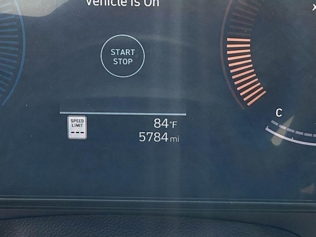 2025 Hyundai Kona SEL - Photo 39