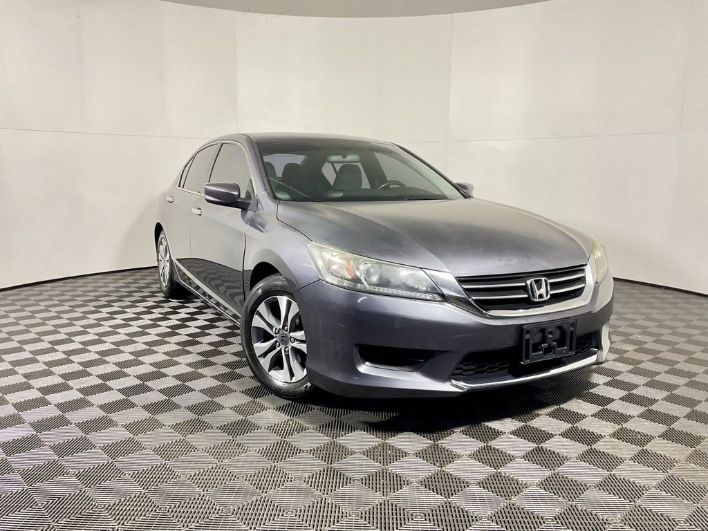 2014 Honda Accord LX's photo