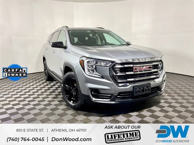 2023 GMC Terrain AT4's photo