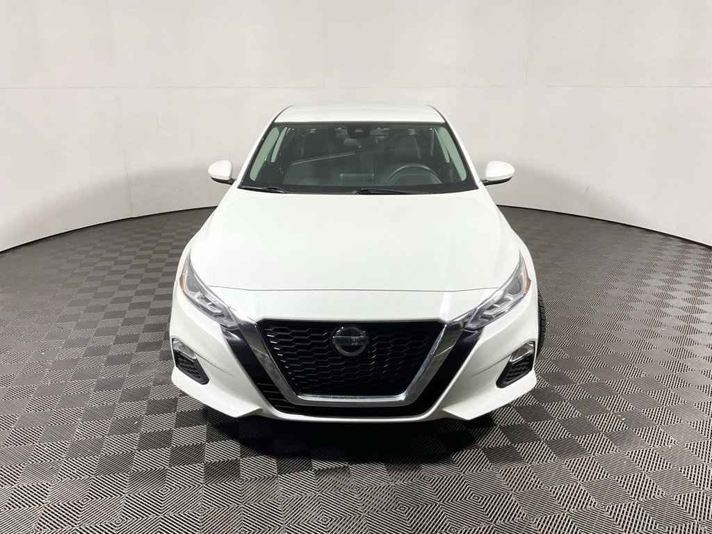 Used 2022 Nissan Altima 2.5 SV Sedan