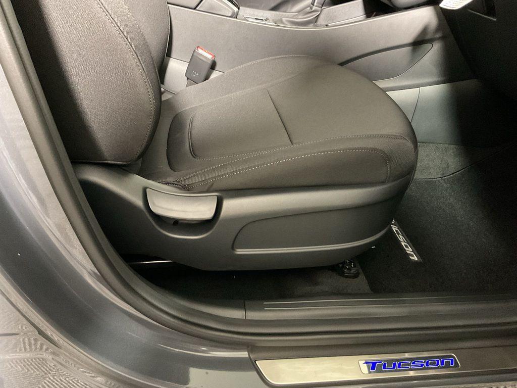 2026 Hyundai Tucson SE - Photo 38