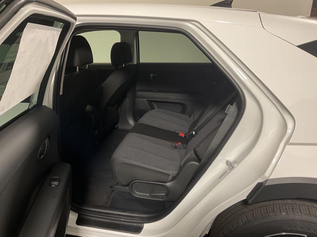 2025 Hyundai IONIQ 5 SE - Photo 33