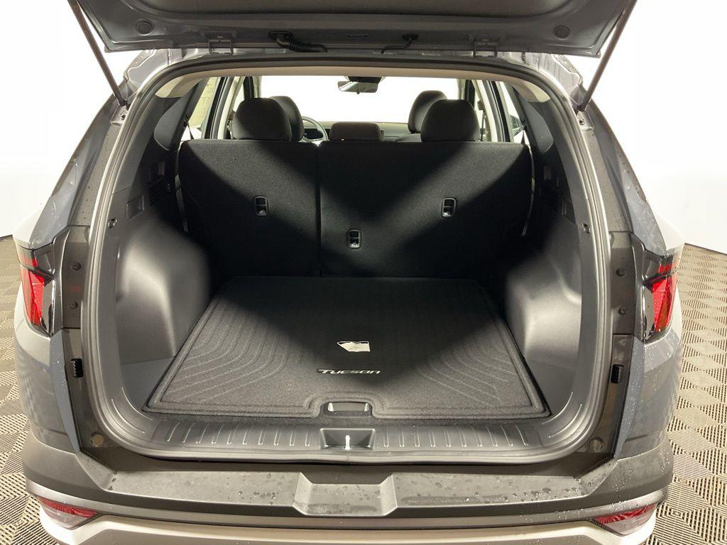 2026 Hyundai Tucson SE - Photo 16