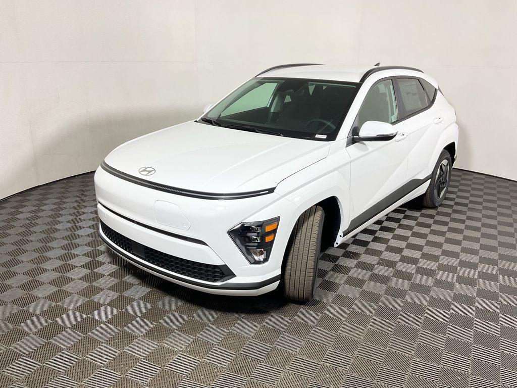 2025 Hyundai Kona EV SEL - Photo 11