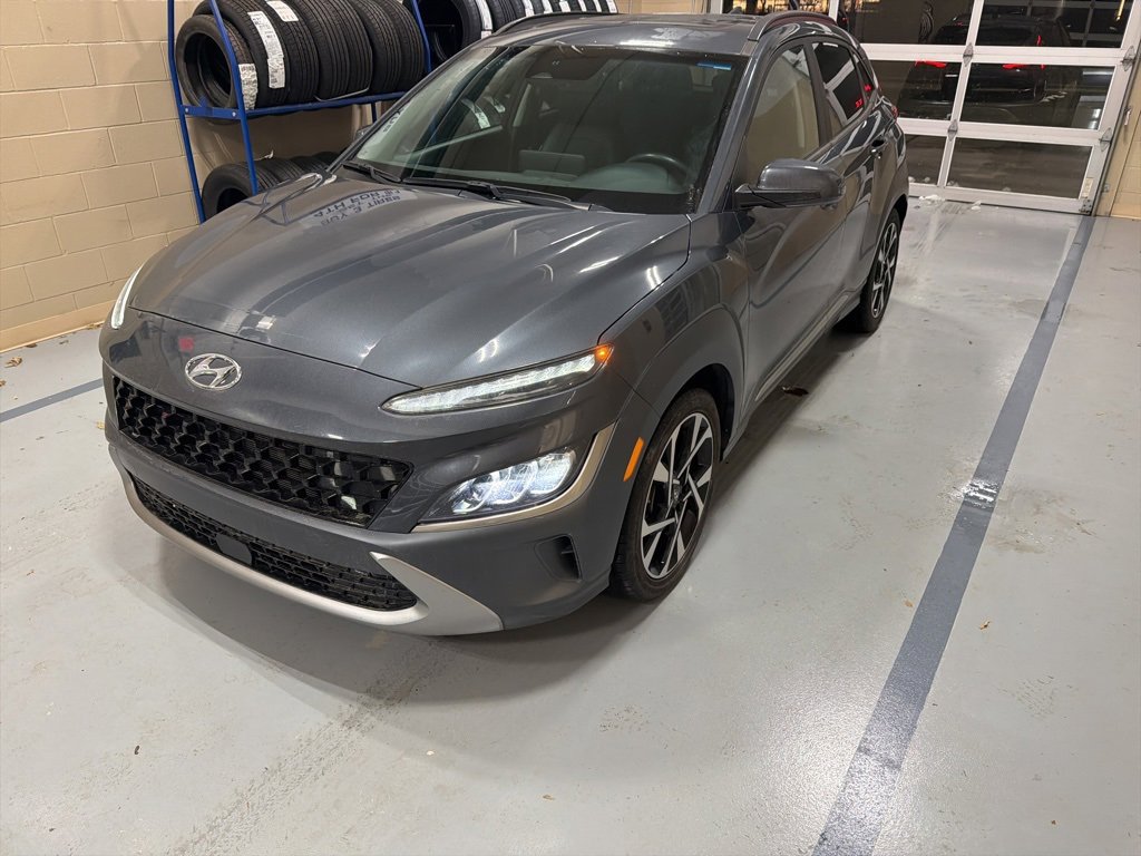 2022 Hyundai Kona Limited photo 3