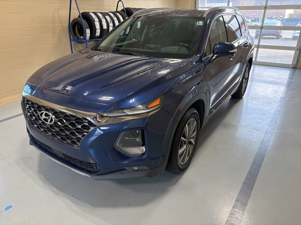 2020 Hyundai Santa Fe Limited photo 2