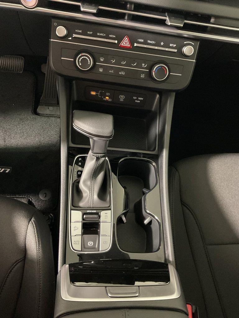 2026 Hyundai Tucson SE - Photo 30
