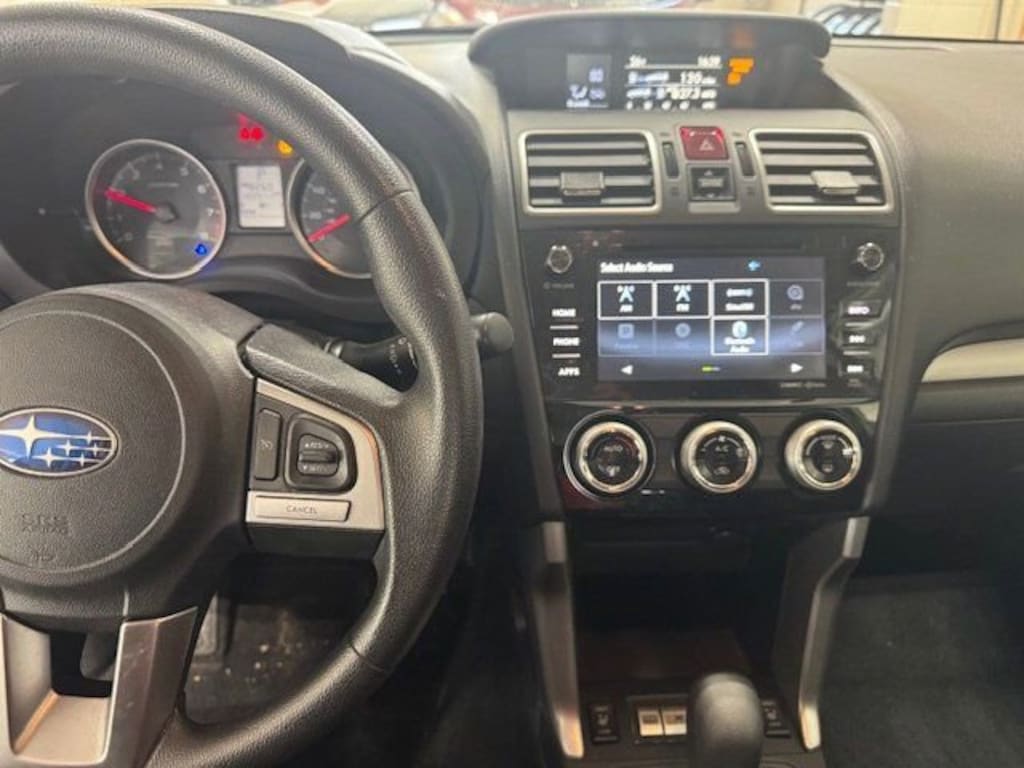 Used 2017 Subaru Forester Premium 2.5i Premium CVT