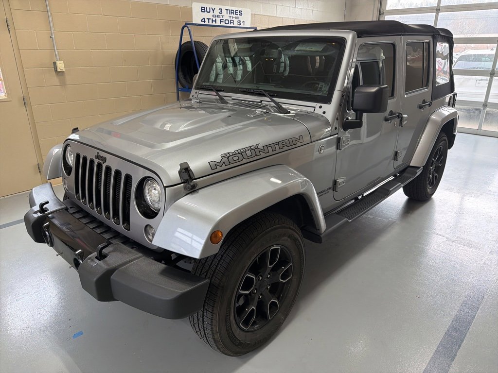 2017 Jeep Wrangler Unlimited Smoky Mountain photo 3