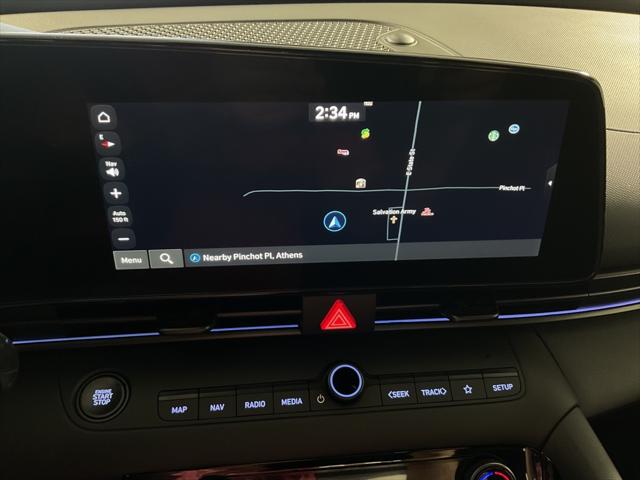 2025 Hyundai Elantra Hybrid SEL Sport photo 2
