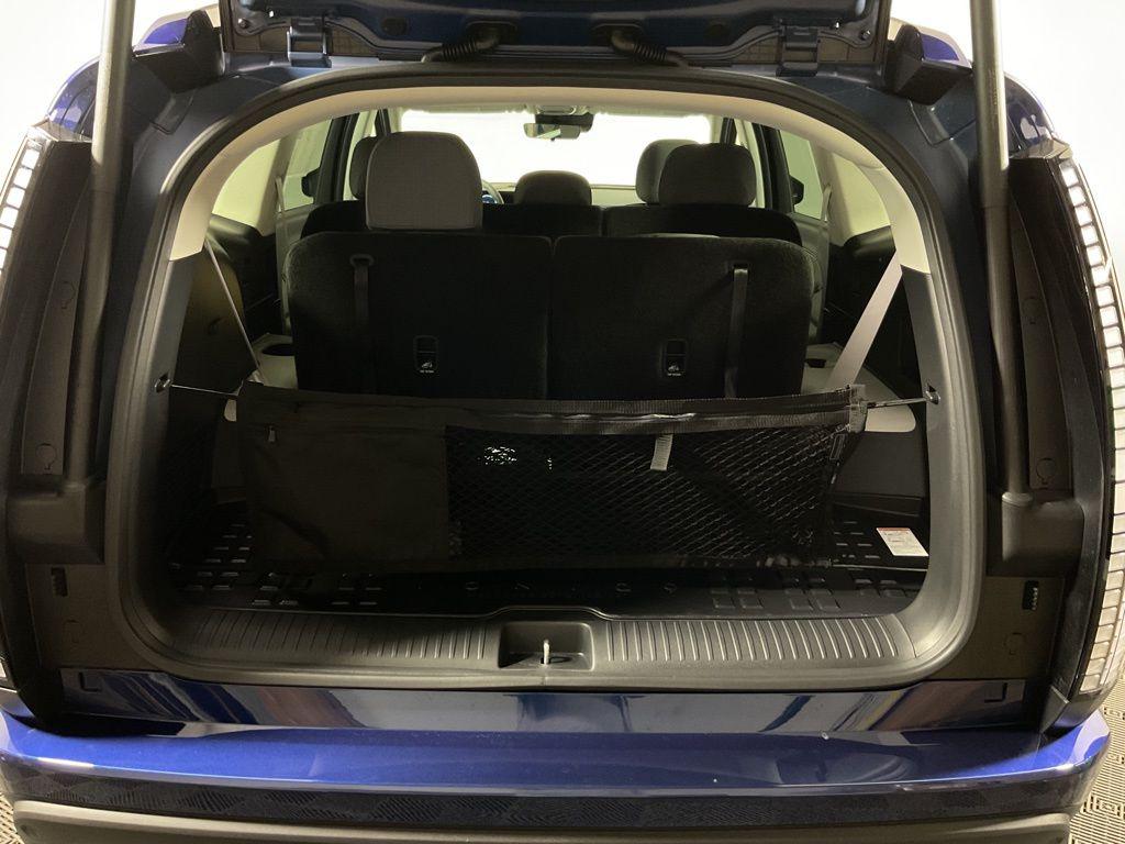 2026 Hyundai IONIQ 9 SE - Photo 16