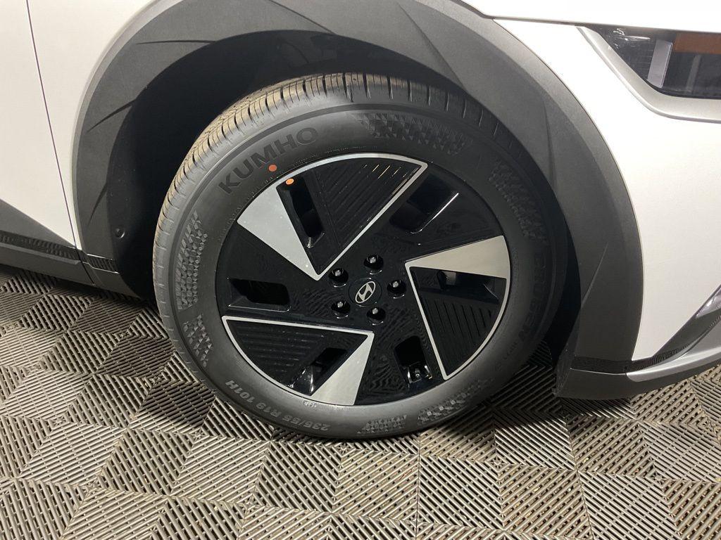 2025 Hyundai IONIQ 5 SE - Photo 39