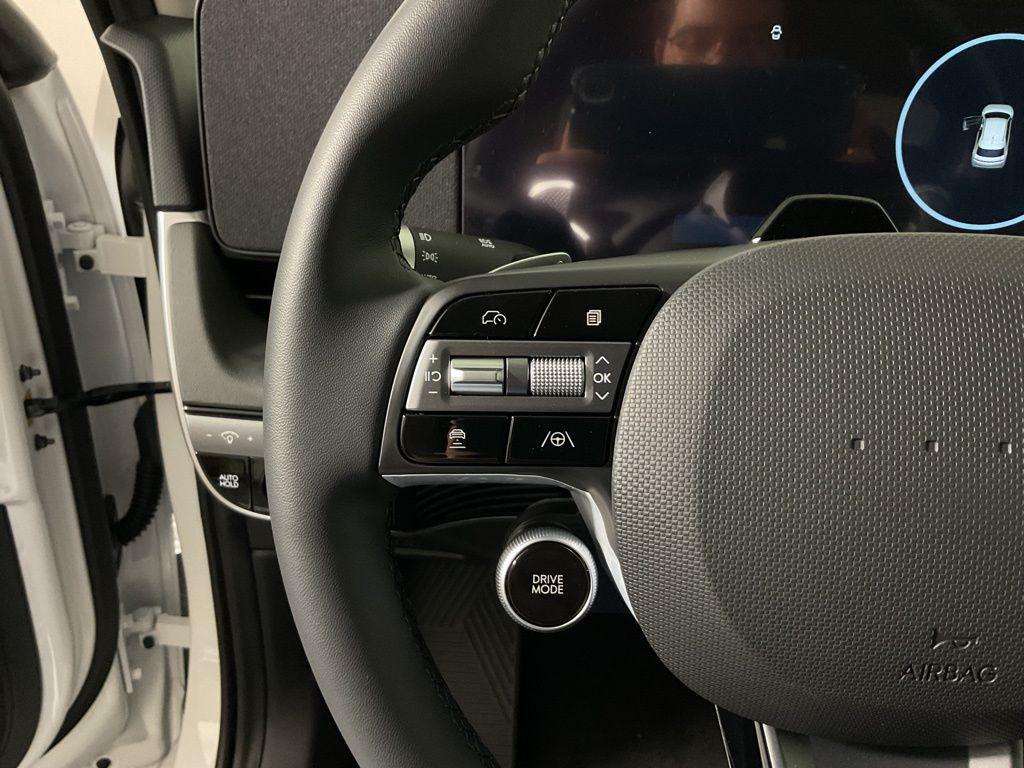 2025 Hyundai IONIQ 5 SE - Photo 27