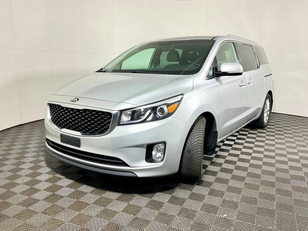Used 2016 Kia Sedona EX with VIN KNDMC5C1XG6136993 for sale in Athens, OH