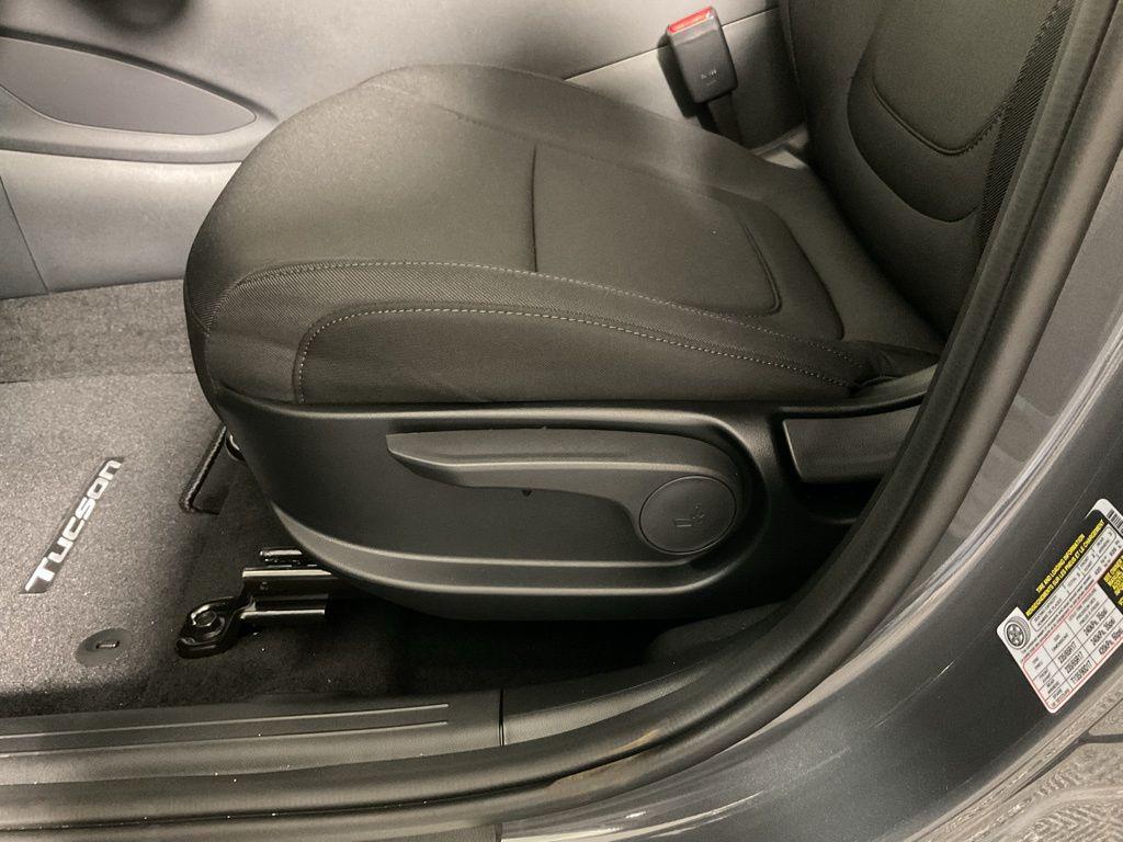 2026 Hyundai Tucson SE - Photo 22