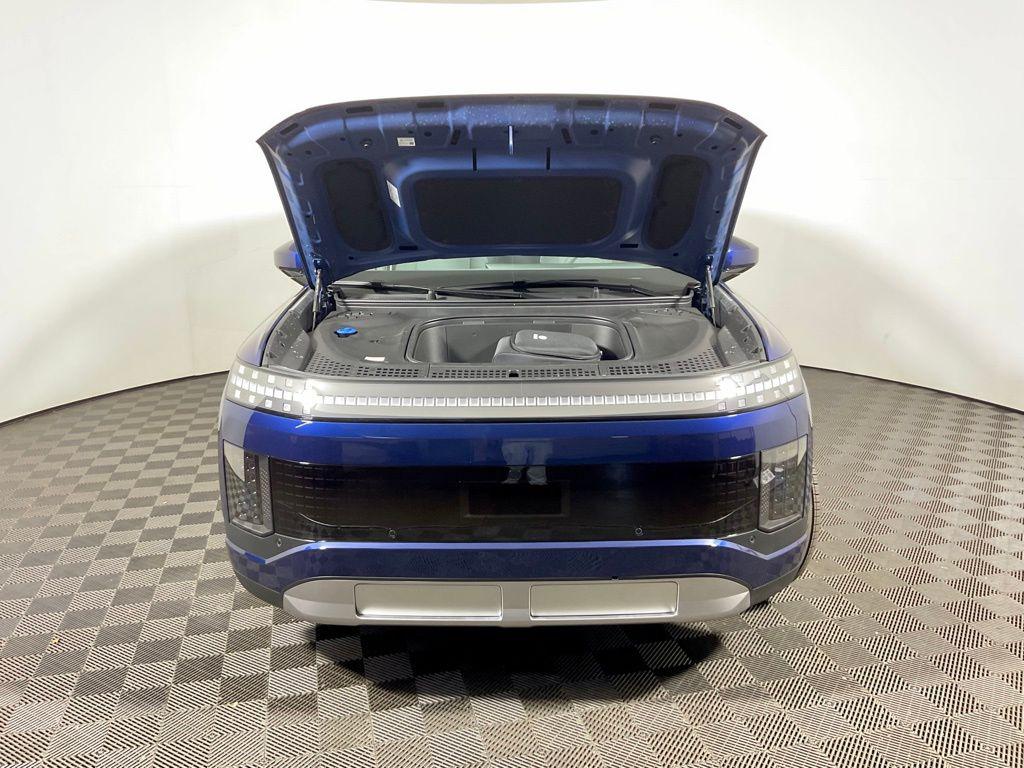 2026 Hyundai IONIQ 9 SE - Photo 8