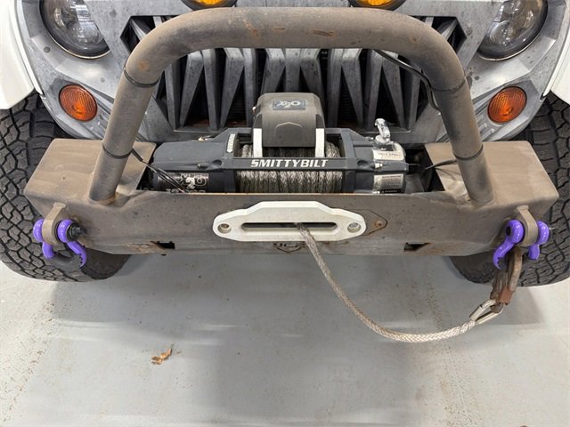 2013 Jeep Wrangler Unlimited Sahara photo 3