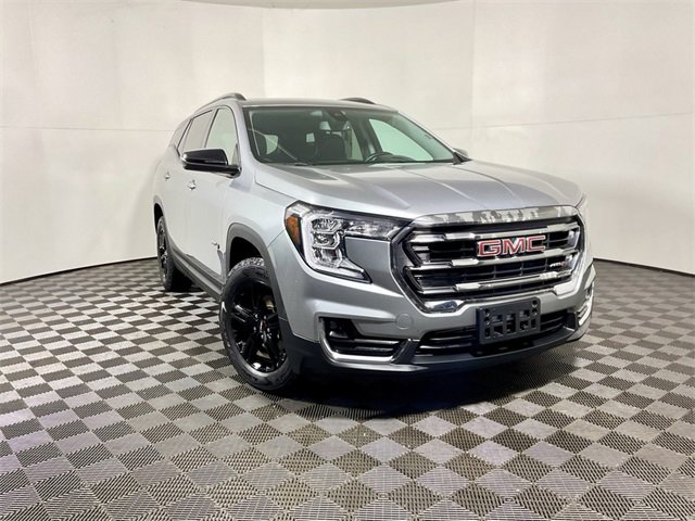 2023 GMC Terrain AT4's photo
